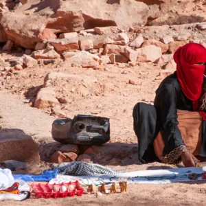 <b>Omán:</b> Tribus beduinas en el desierto