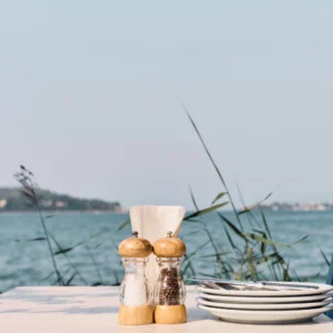 <b>Grecia:</b> Clase de cocina griega en una taberna familiar en Santorini
